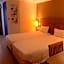 The Originals City, Hotel Le Gayant, Douai (Inter-Hotel)