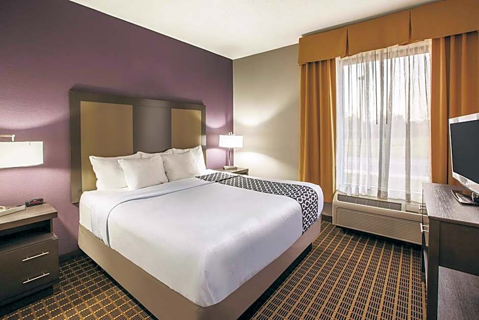 La Quinta Inn & Suites by Wyndham Mechanicsburg - Harrisburg