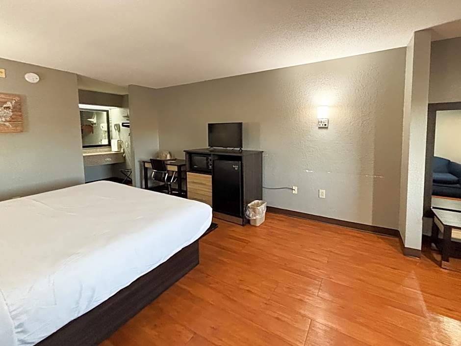 Motel 6 Prattville AL