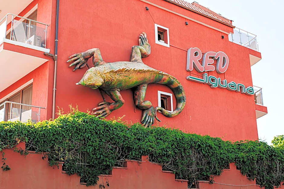 Red Iguana Hotel