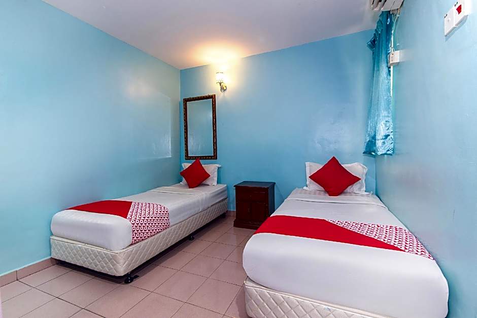 Capital O 252 Lotus Hotel