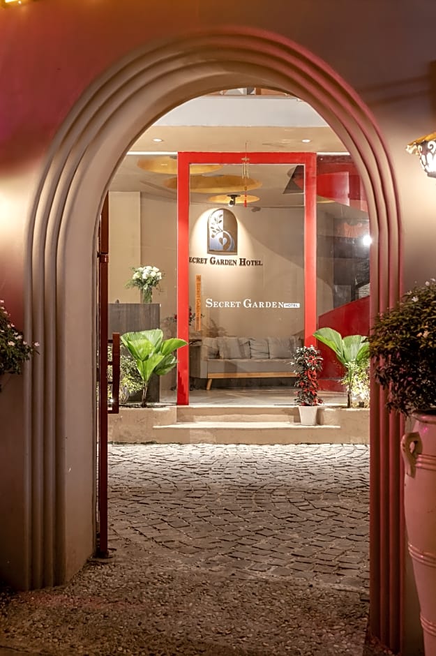 Secret Garden Hotel