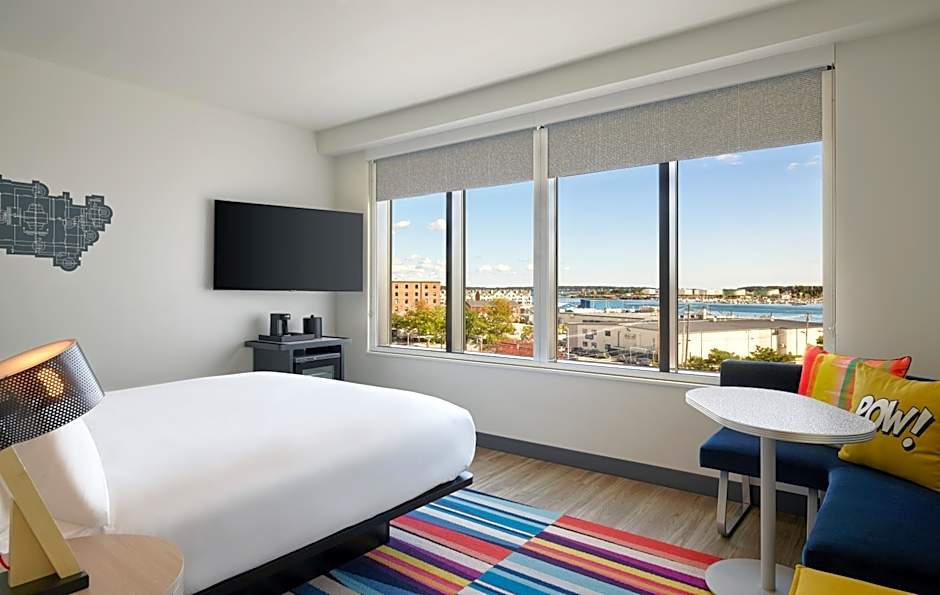 Aloft Portland Downtown Waterfront ME
