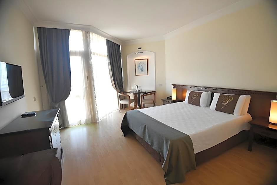 Pia Bella Hotel