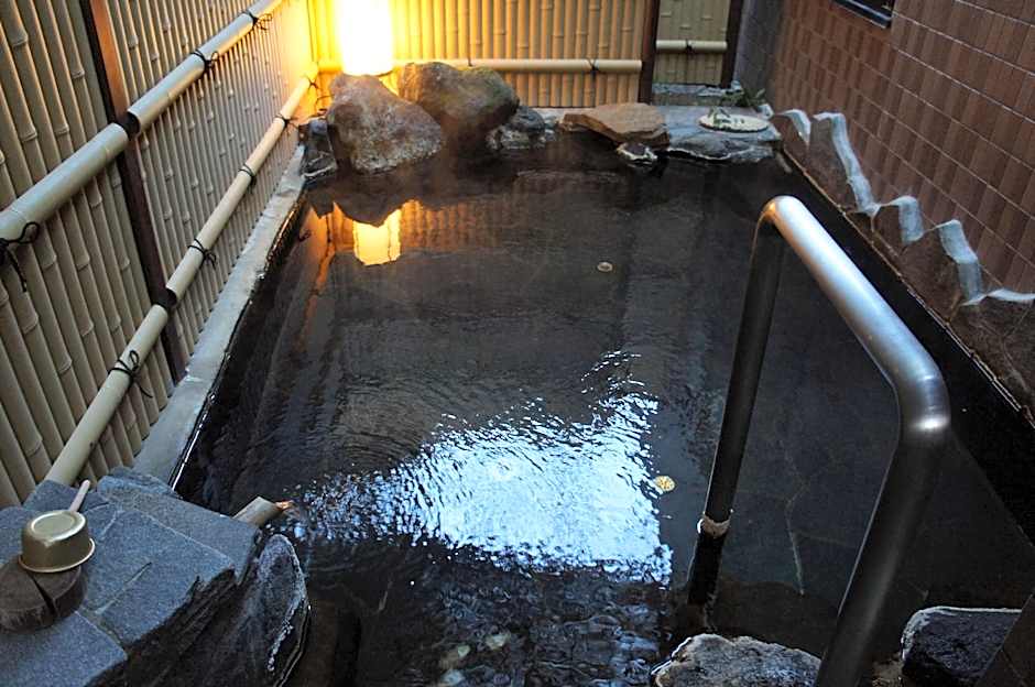 Kakeyu Onsen Kutsurogi No Yado Kuroiwa Ryokan