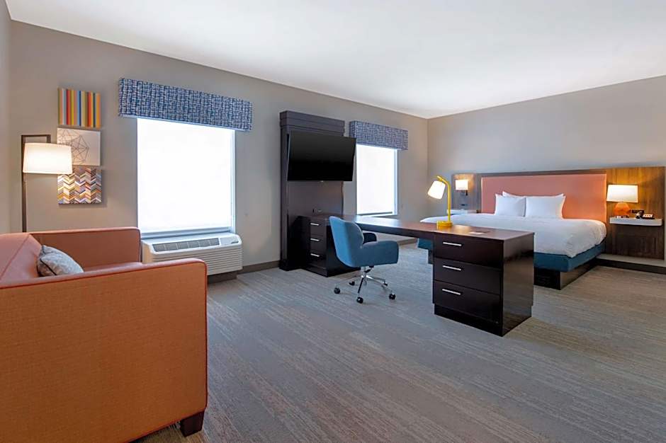 Hampton Inn By Hilton & Suites Harvey