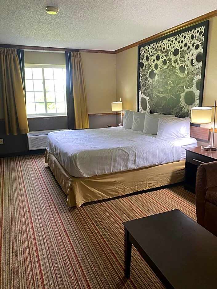 Super 8 by Wyndham New Hampton