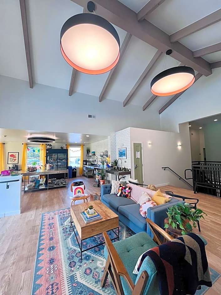 Monterey Hostel