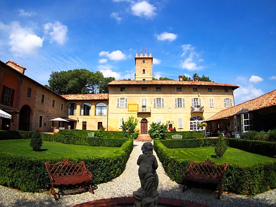 Castello di Razzano, The Originals Relais