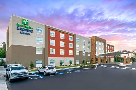 Holiday Inn Express & Suites West Melbourne By IHG