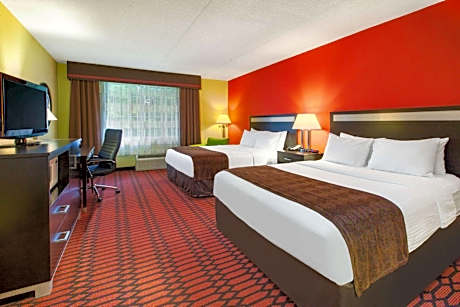 Queen Room with Two Queen Beds - Non-Smoking