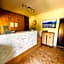 Anassa Deluxe Apartments & Studios