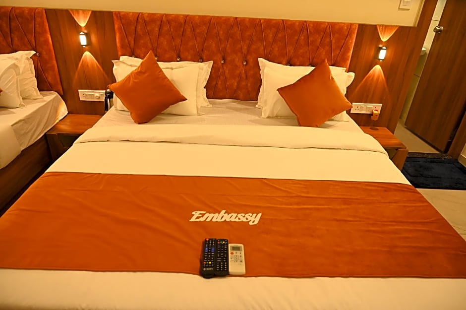 Hotel Embassy