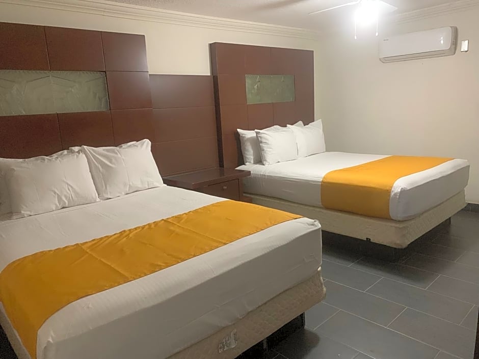 Hotel Los Arcos