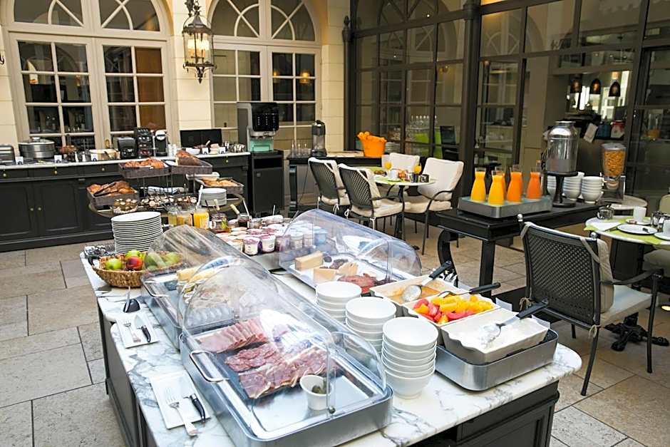 Best Western Premier Grand Monarque Hotel & Spa