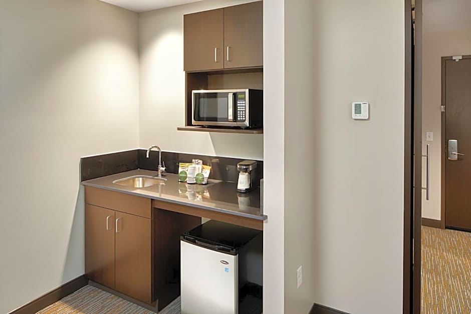 Wingate by Wyndham Hurricane WV