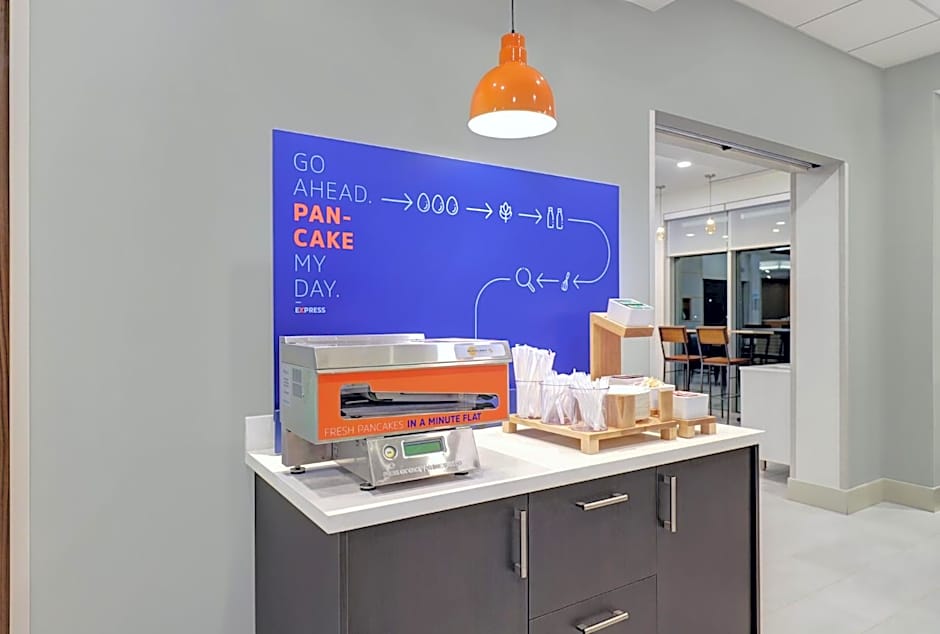 Holiday Inn Express & Suites Collingwood By IHG