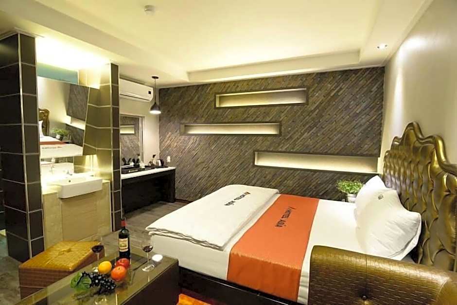 Asia Hotel