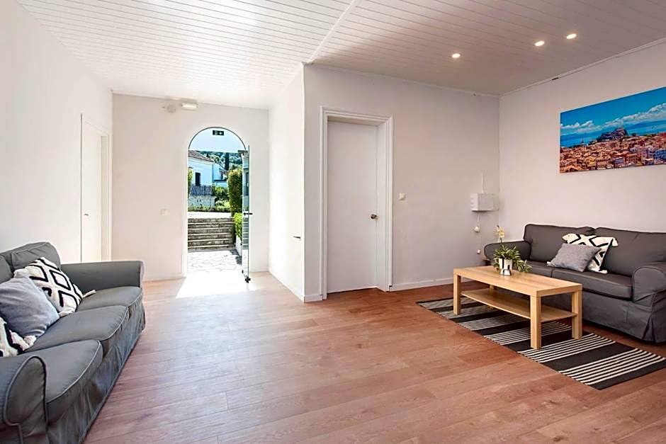Balaris Apartments