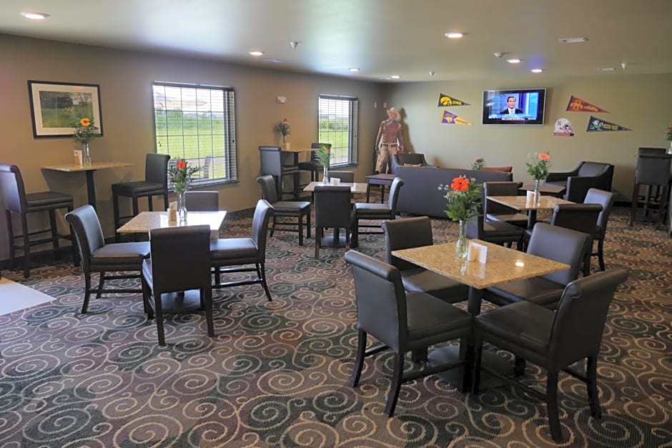 Cobblestone Inn & Suites-Winterset