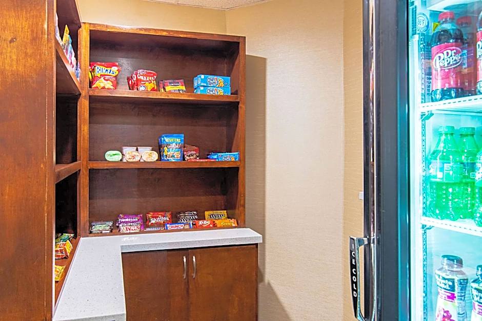 Comfort Inn & Suites Fredericksburg