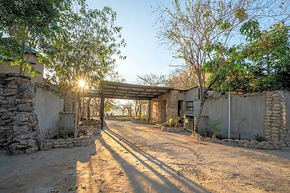 Foxy Crocodile Bush Lodge & Kruger Safari's - No Loadshedding