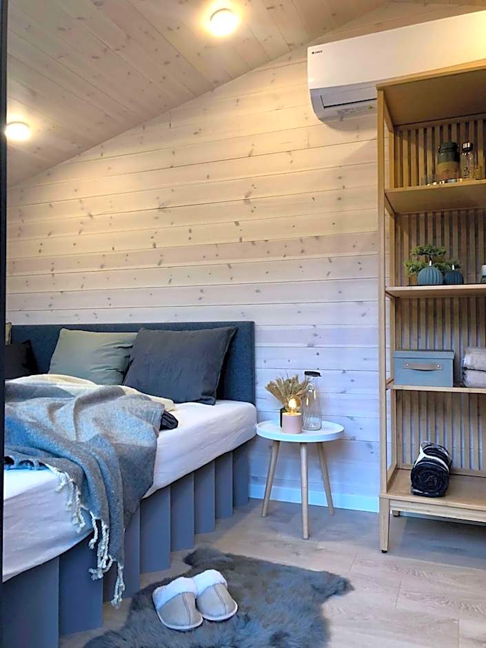 Camping & Ferienunterkünfte Steinplatte