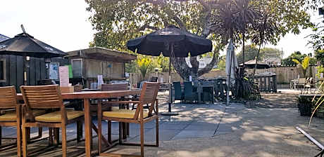 Talisman Hotel & Restaurant