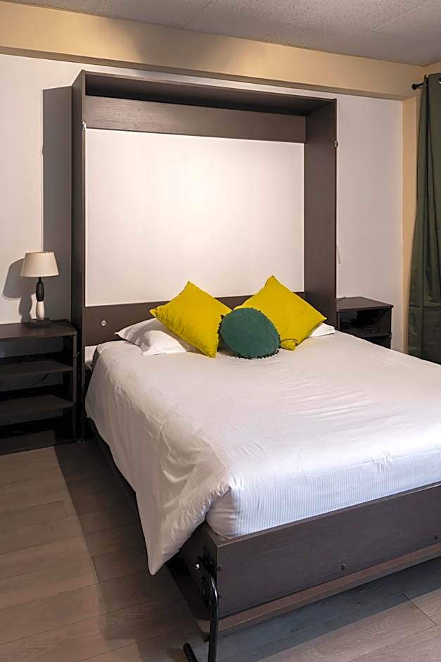 Logis Hotel-Restaurant Saint Romain