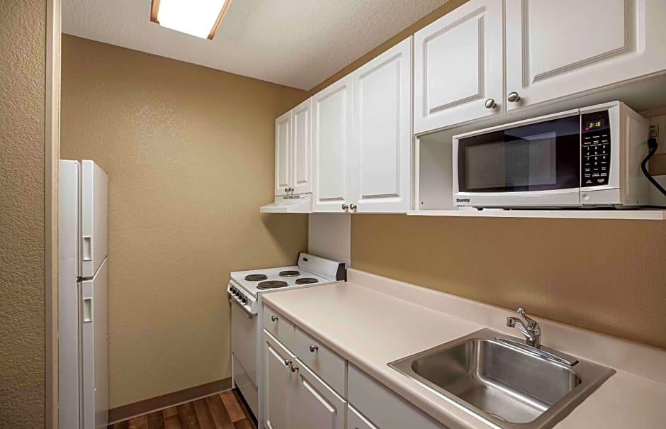 Extended Stay America Select Suites - Denver - Tech Center South