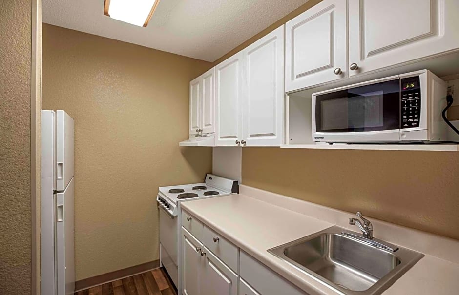 Extended Stay America Suites - Denver - Tech Center South