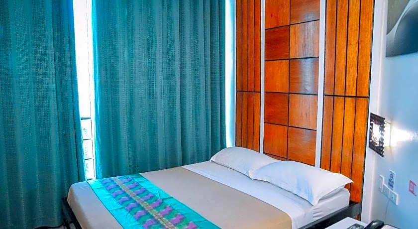 Marcian Business Hotel