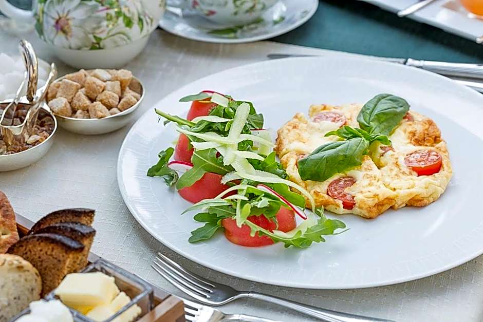 TB Palace Hotel & SPA