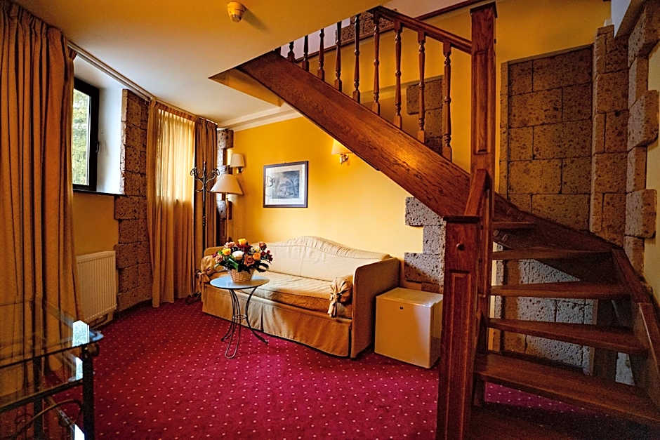 House of Dracula Hotel