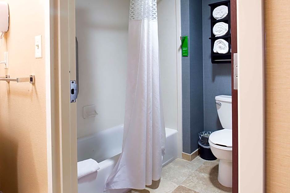 Hampton Inn By Hilton And Suites Vineland Nj