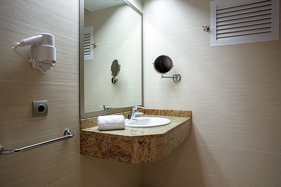 Photo 1 of 9 of Deluxe 1 Double Bed or 2 Beds, Pool View