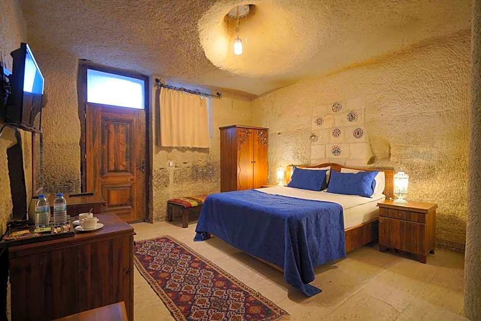 Salkım Cave House