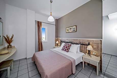 One-Bedroom Triple Apartment