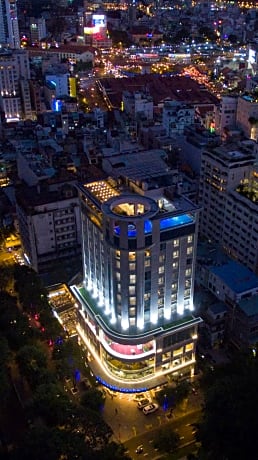 Central Palace Hotel