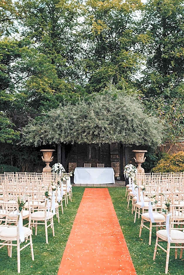 Weston Manor Hotel