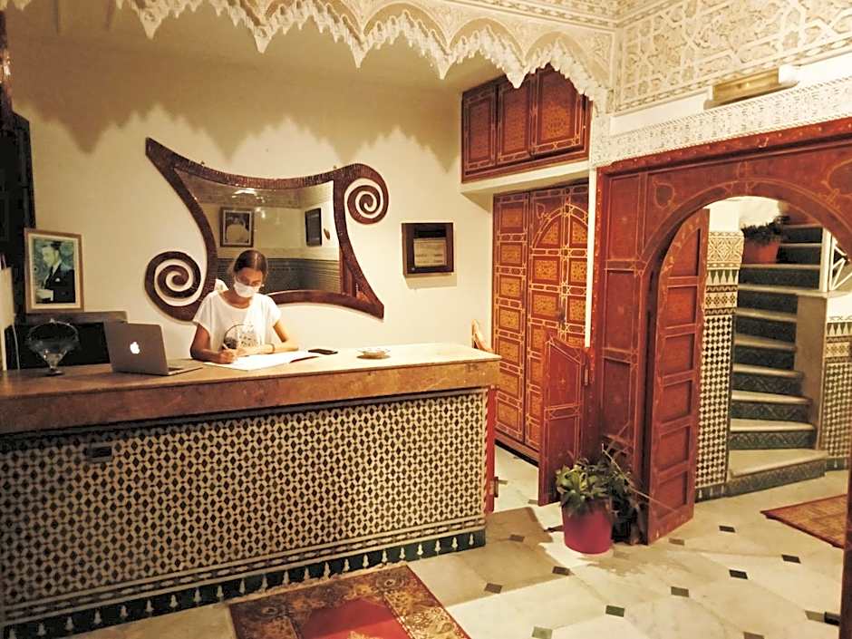 Hôtel Sid El Aidi Médina