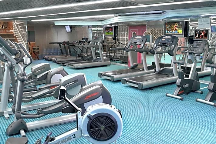 Regal Riverside Hotel