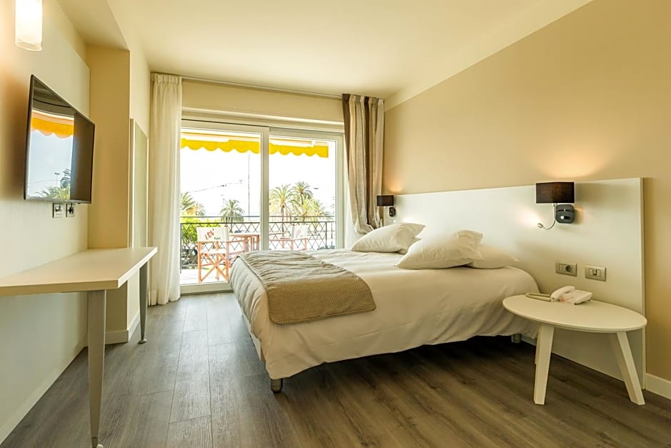 La Dolce Vita Hotel