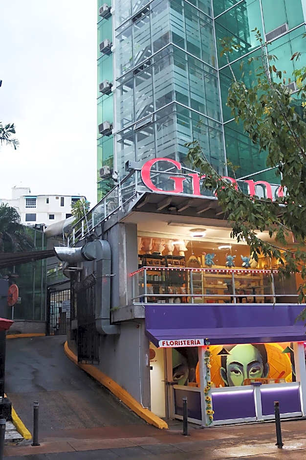 Grand International Hotel