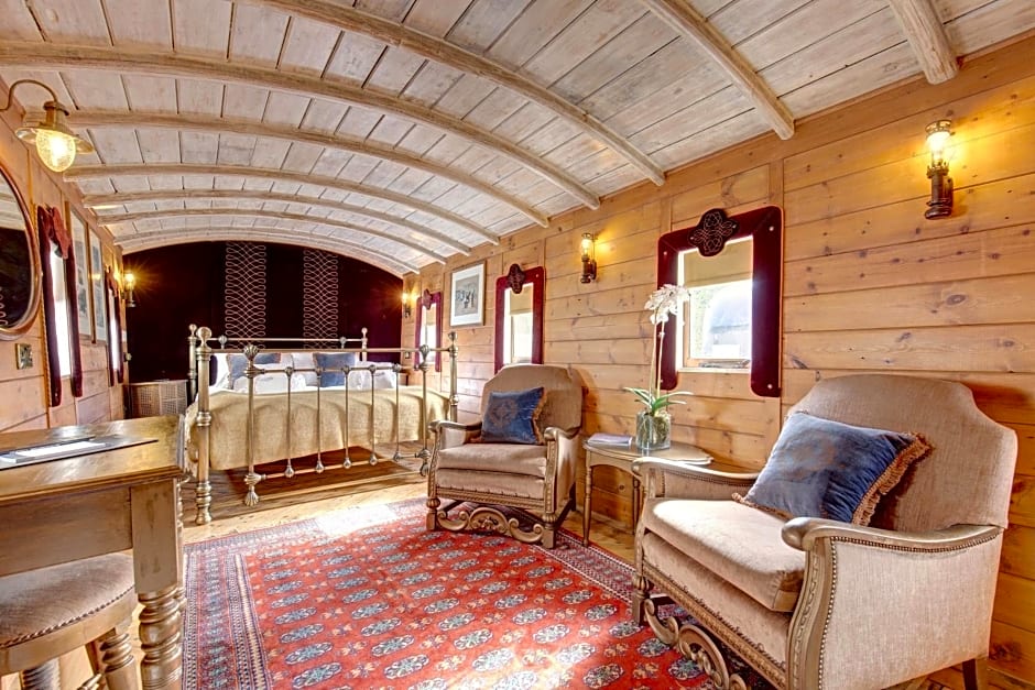 The Railway Hotel by Barefoot Retreats