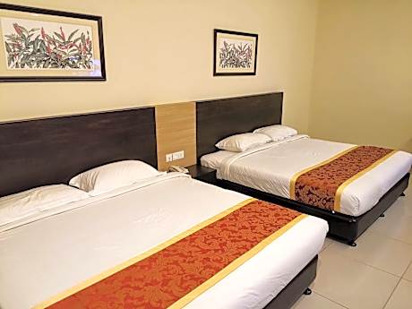 Deluxe Double King Room