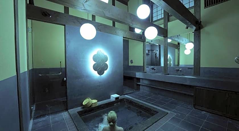 Nazuna Kyoto Gosho