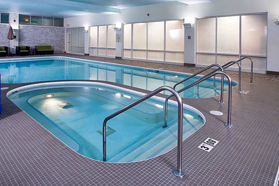 DoubleTree by Hilton Neenah