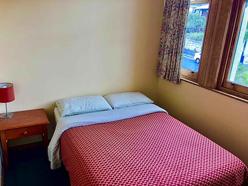 Narrara Backpackers Hobart