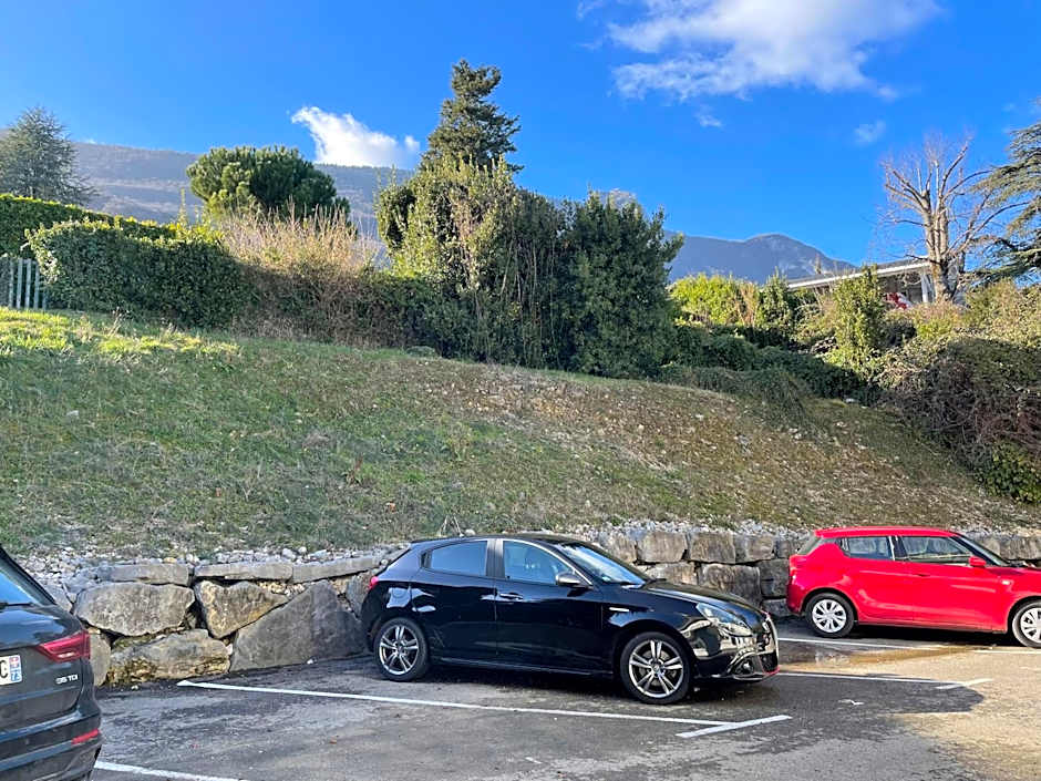 CAMP DE BASE SUR LE LAC DU BOURGET